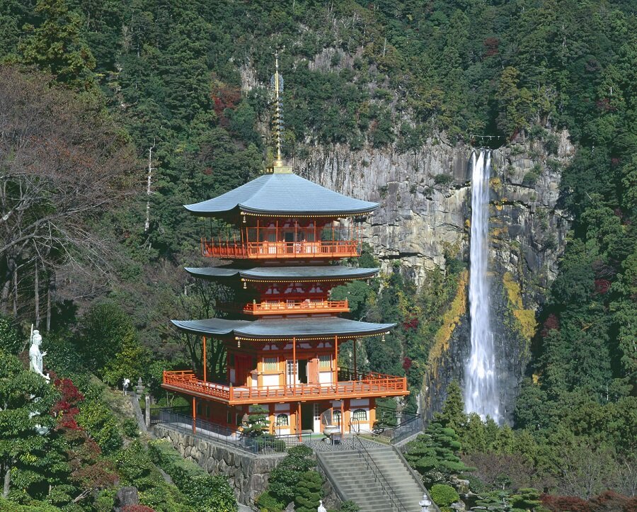 三重塔