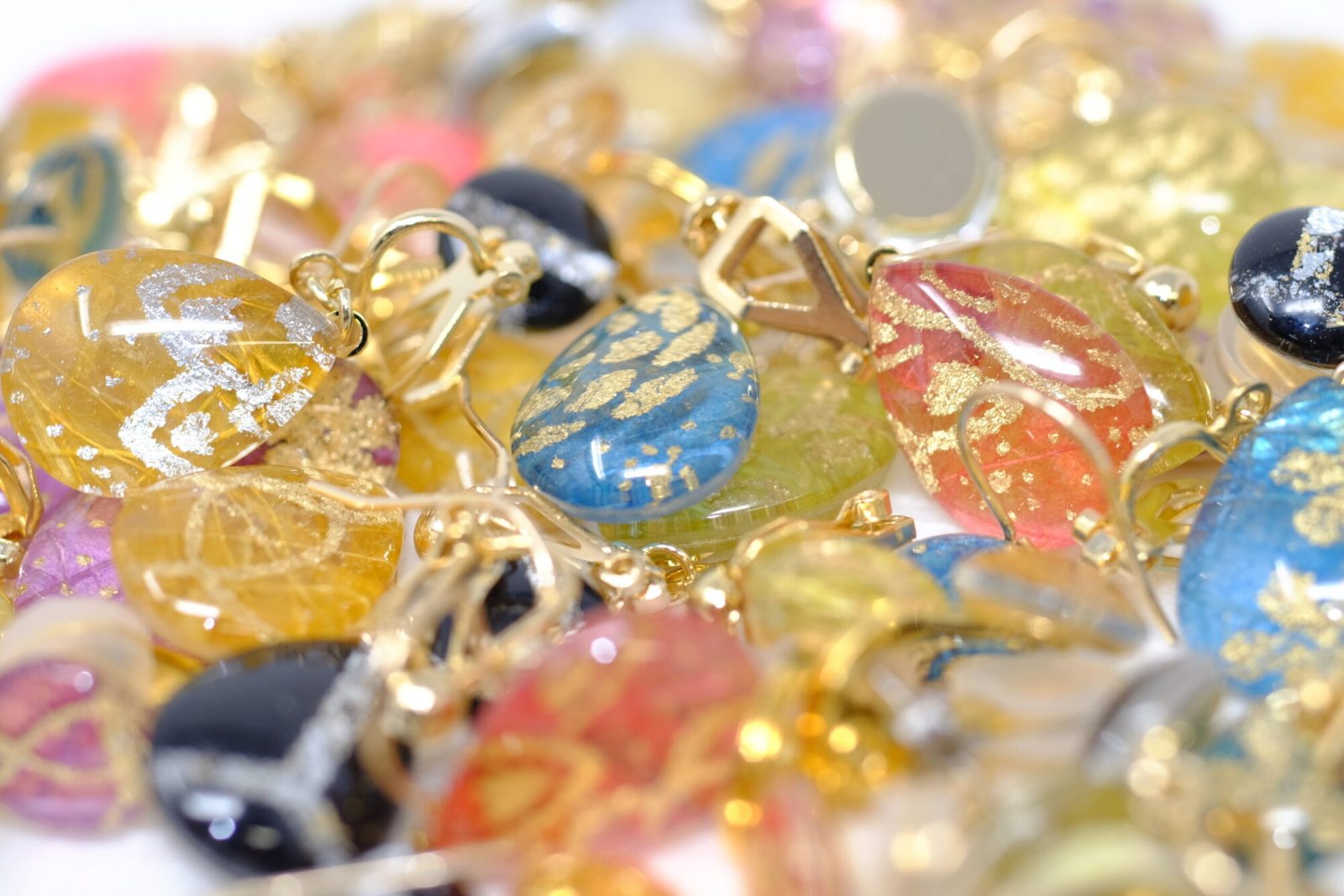 和紙×金箔×ガラスのコラボレーション、ギフトにも最適！世界にひとつだけのジュエリー