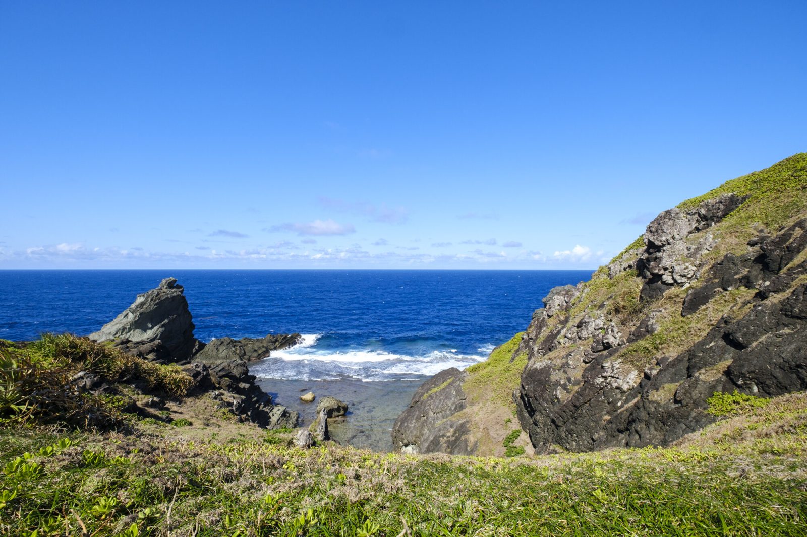 御神崎灯台の海岸