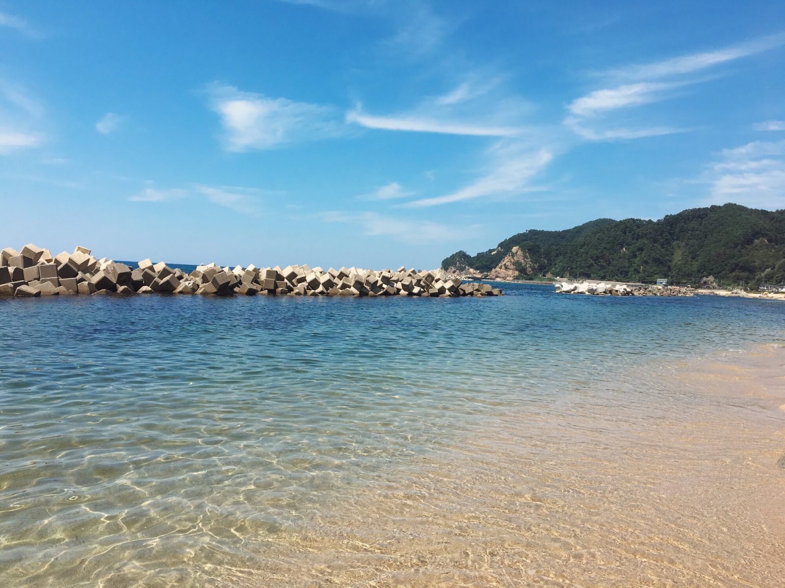 新潟県村上市の笹川流れ