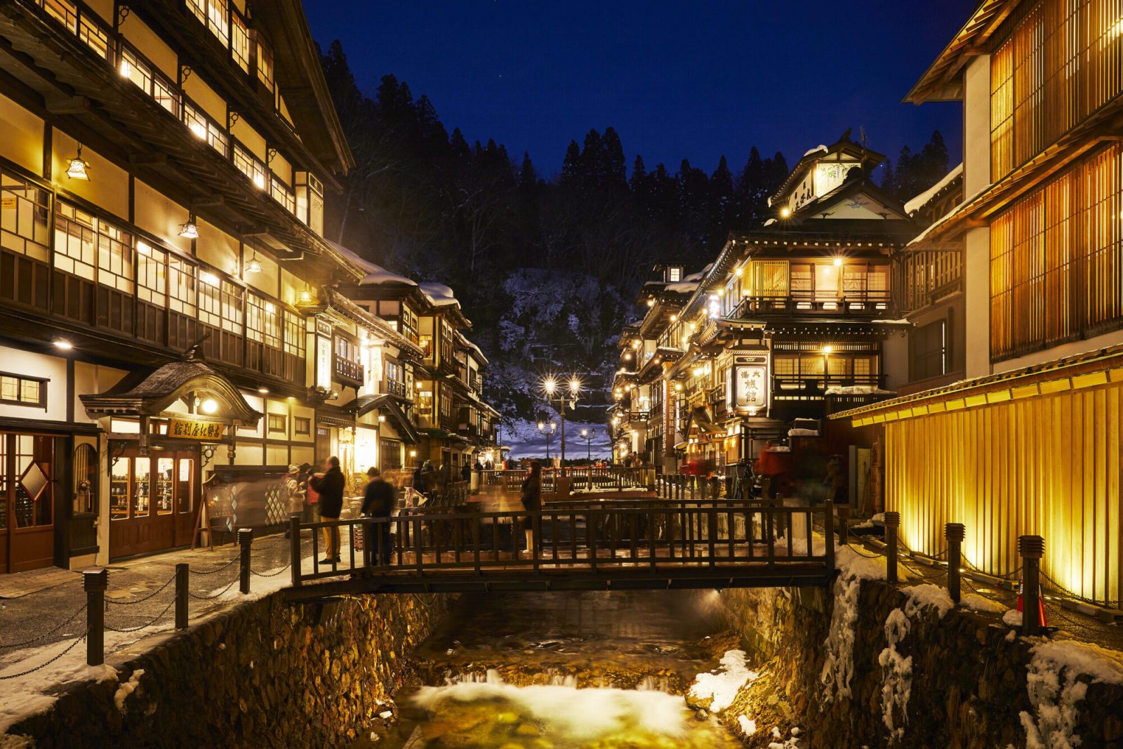 銀山温泉で大正ロマンを感じる旅！厳選・観光スポットや食べ歩きグルメをご紹介