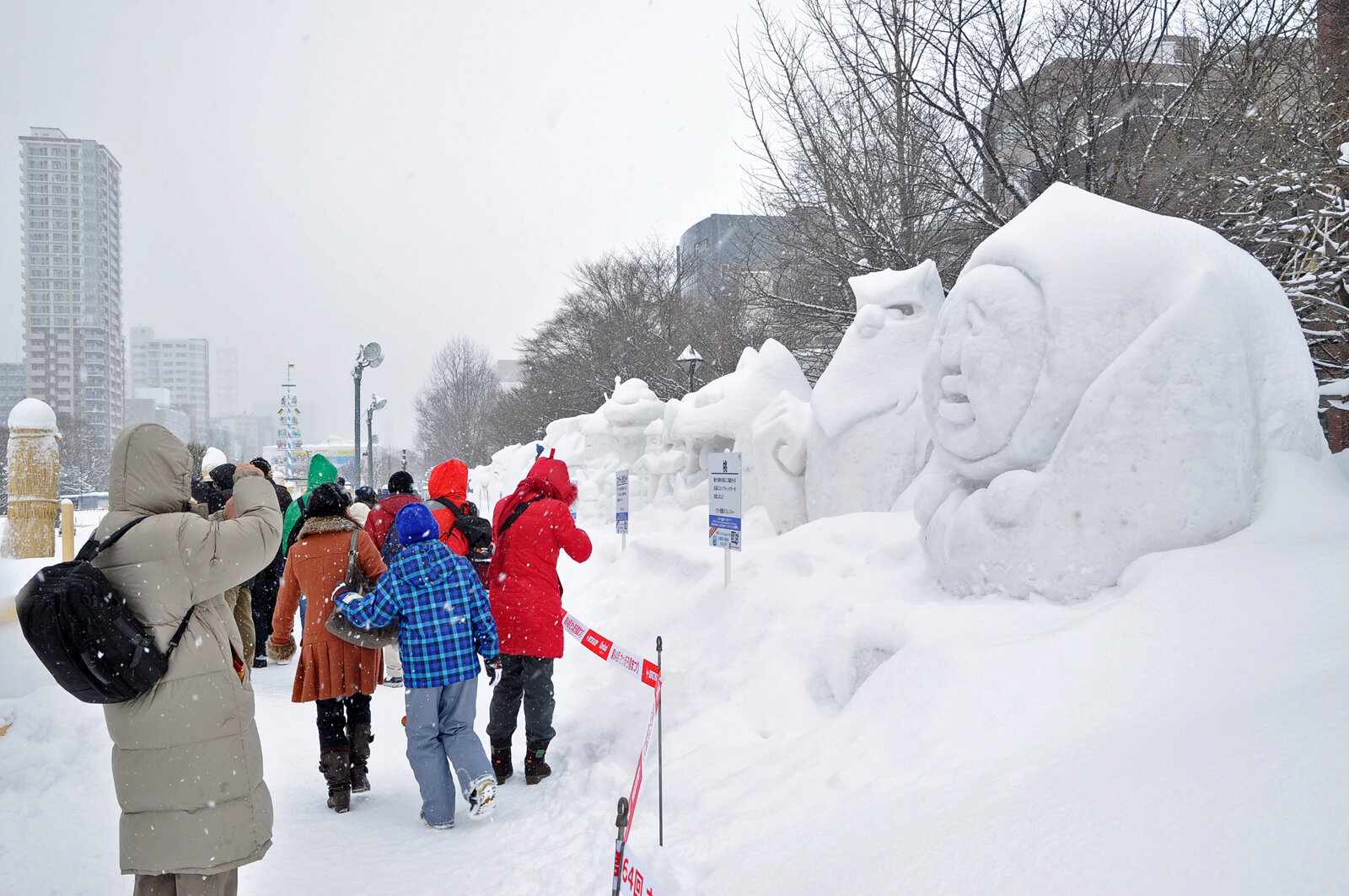 さっぽろ雪まつり大通会場の市民雪像エリア