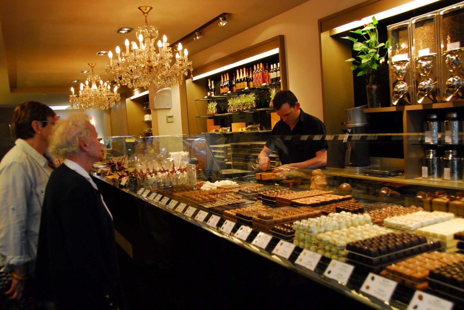 ベルギー・アントワープのチョコレートショップ「Günther Watté chocoladeCafé」
