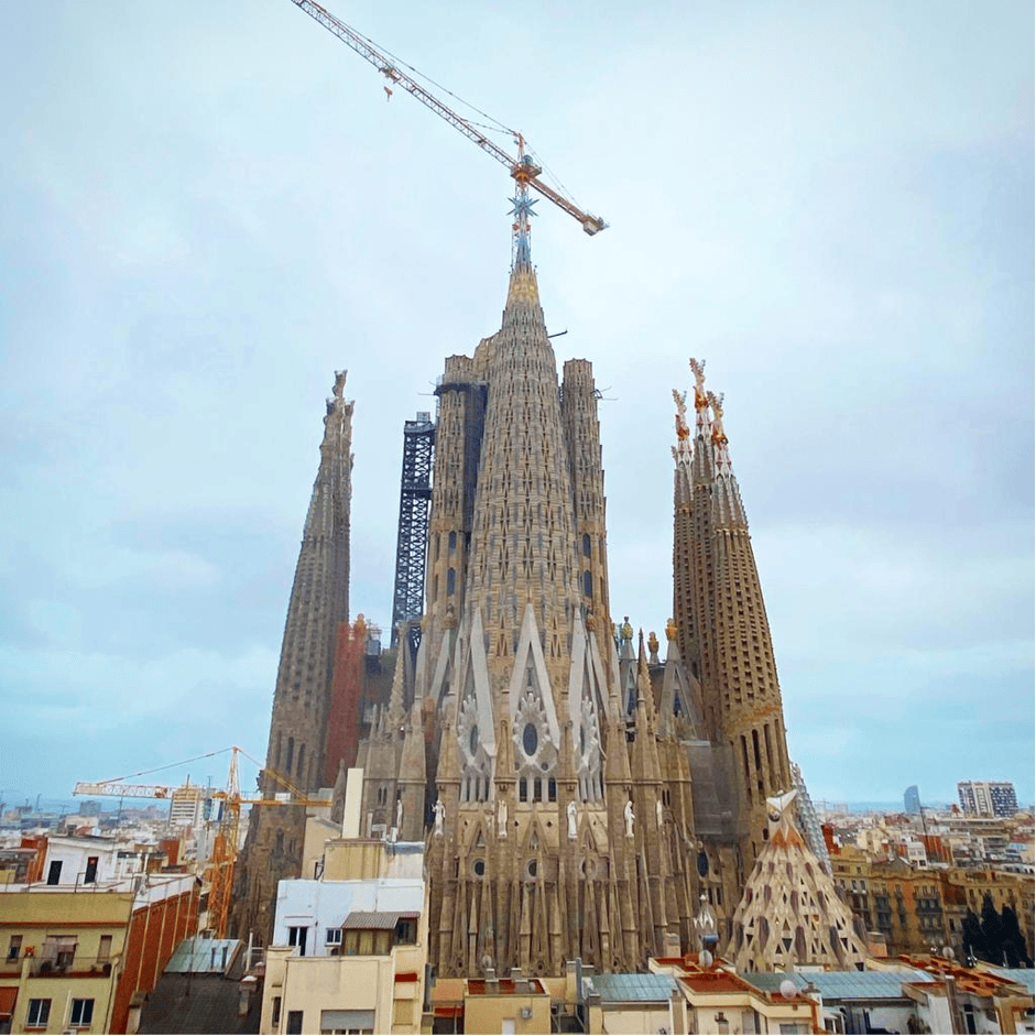 建設中のサグラダ・ファミリア