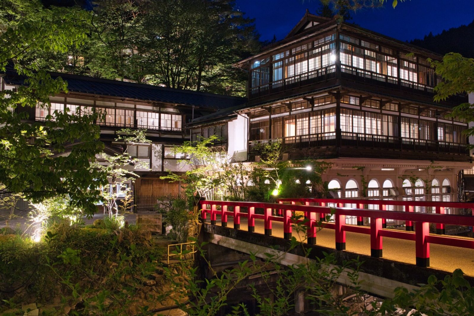 四万温泉-積善館