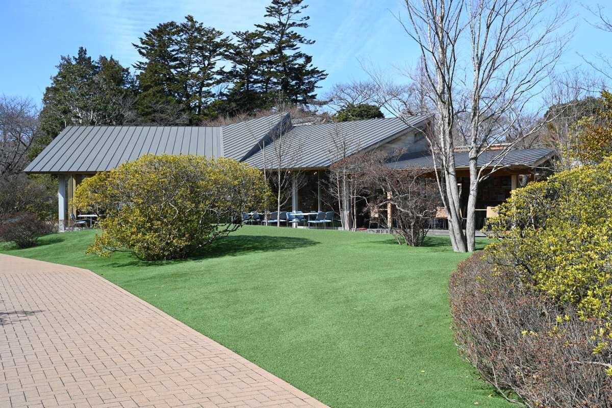 清水公園のカフェ「アゼリア」