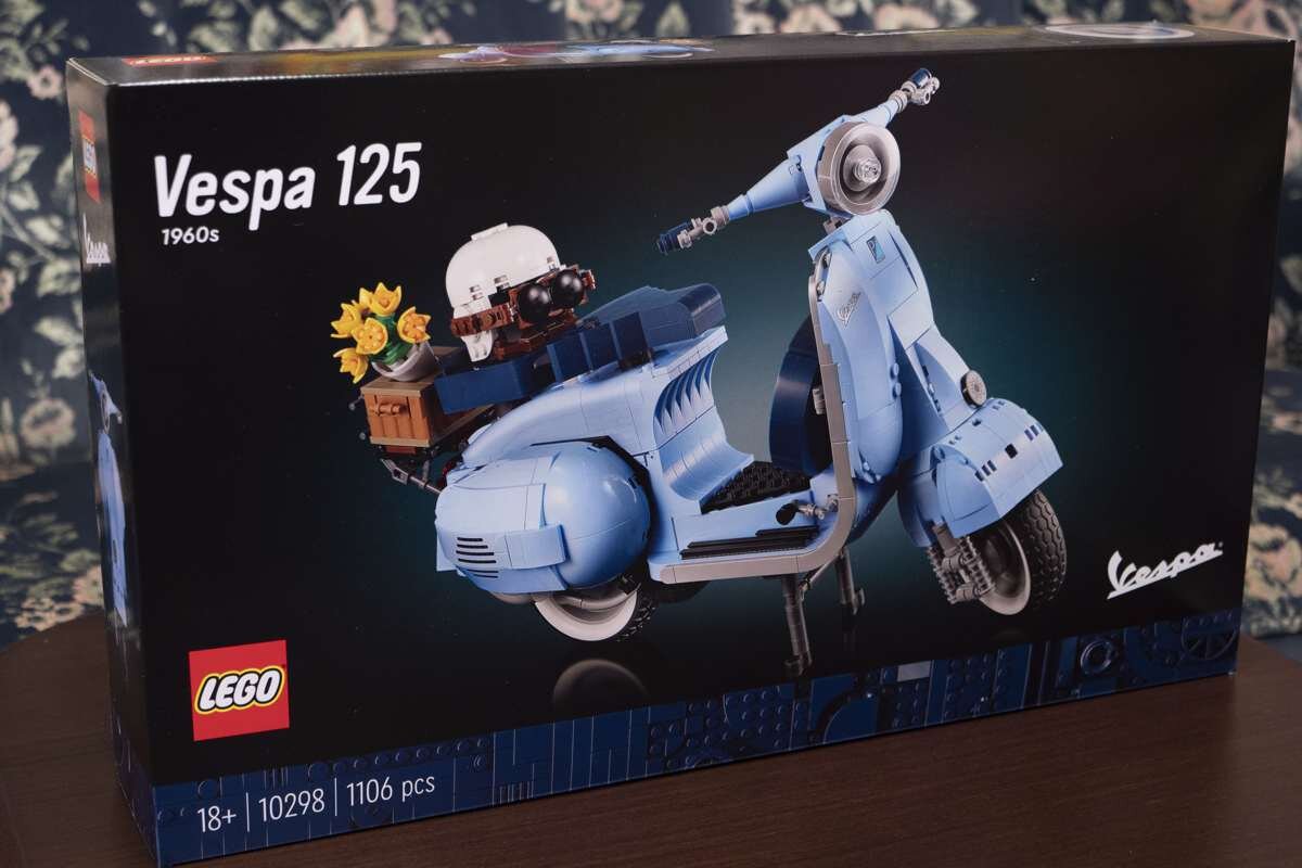 レゴ® ベスパ125のパッケージ
