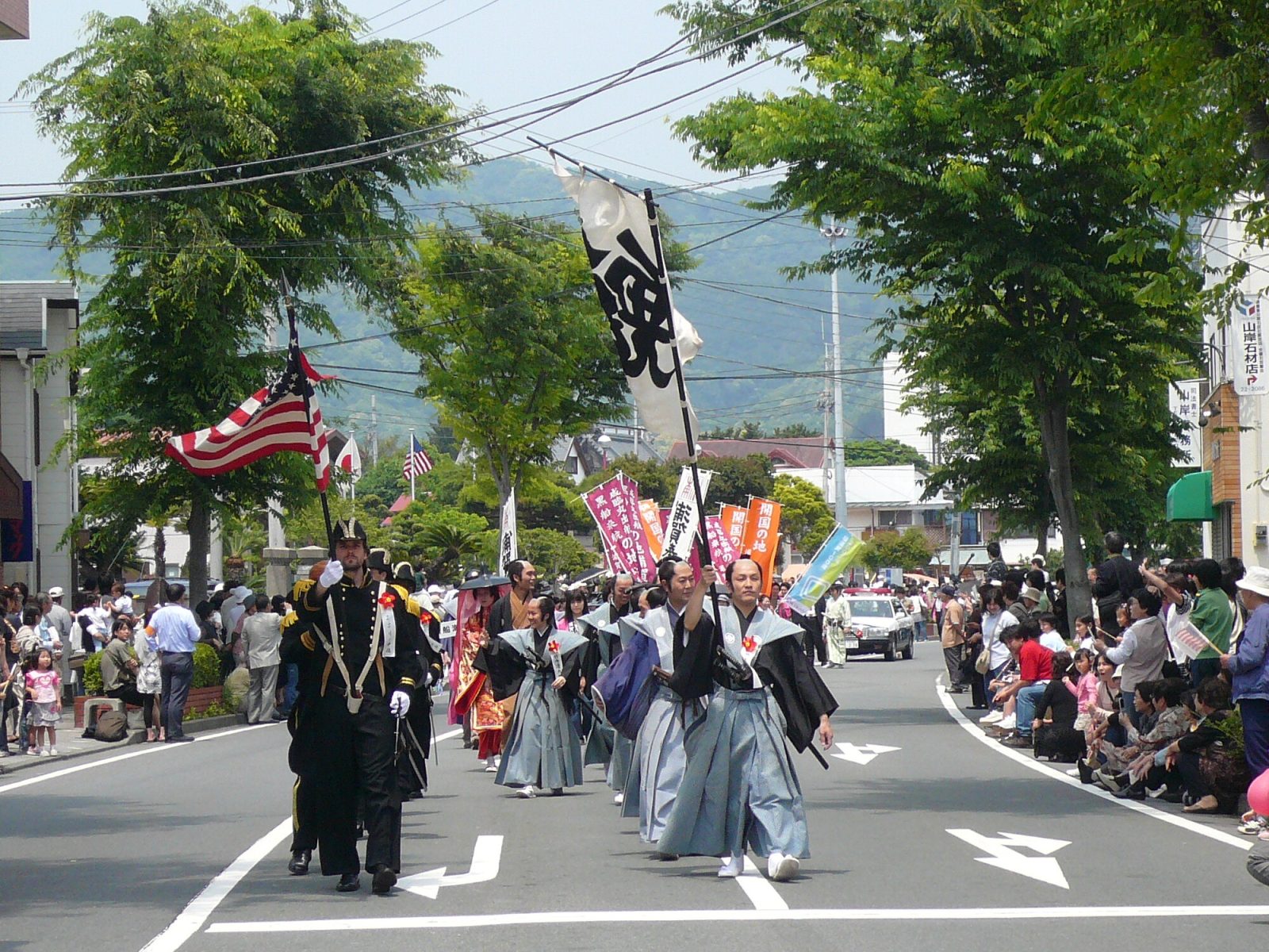 静岡県下田市の黒船祭のパレード