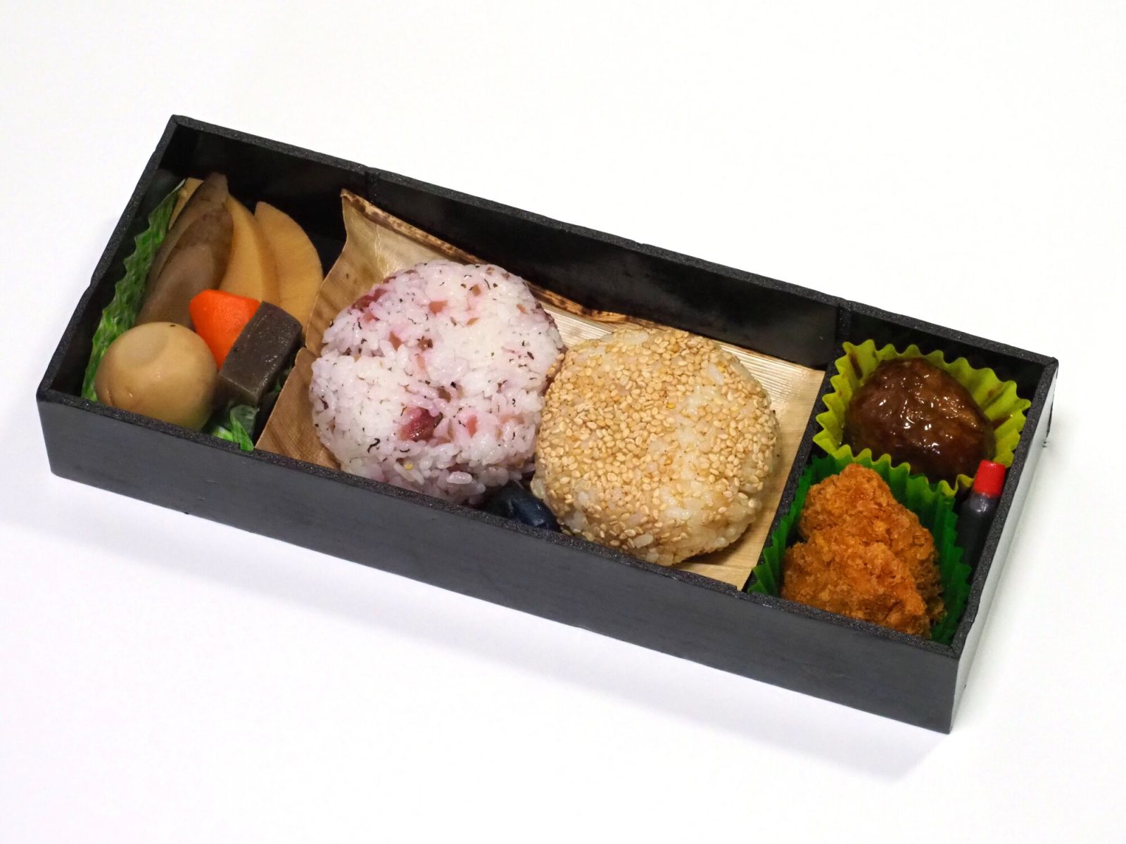 松廼屋（まつのや）の「滊車辨當（きしゃべんとう）