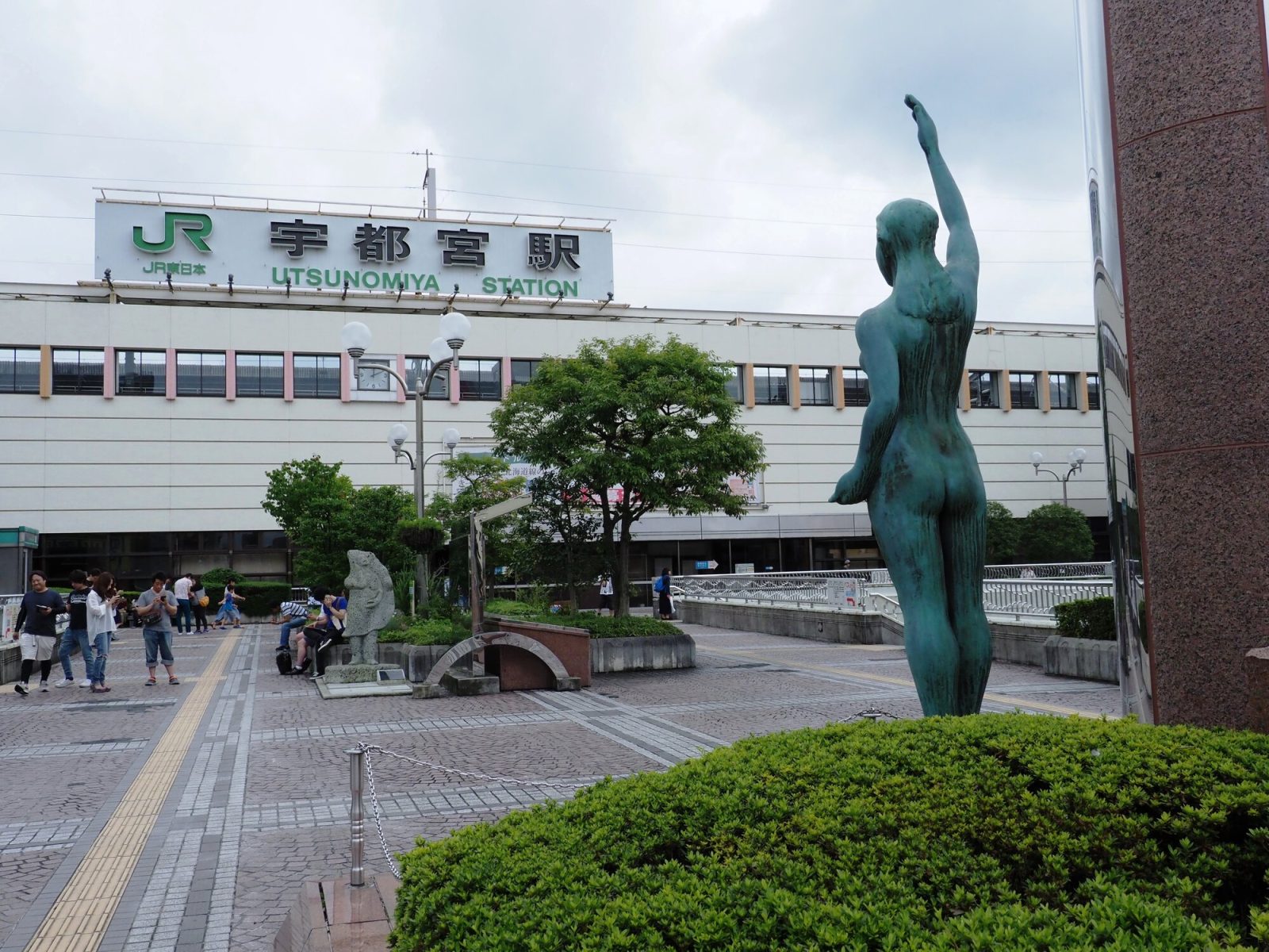 栃木県宇都宮駅前