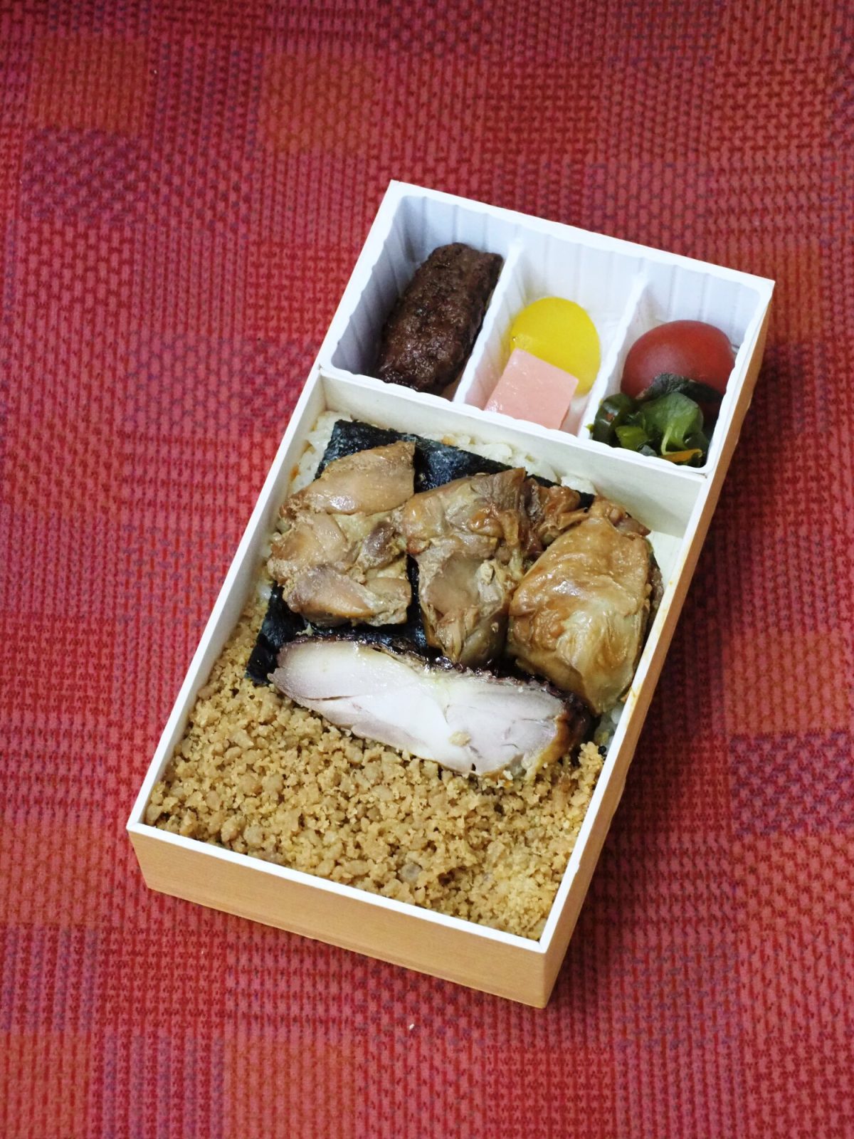 たかべんの鶏めし弁当