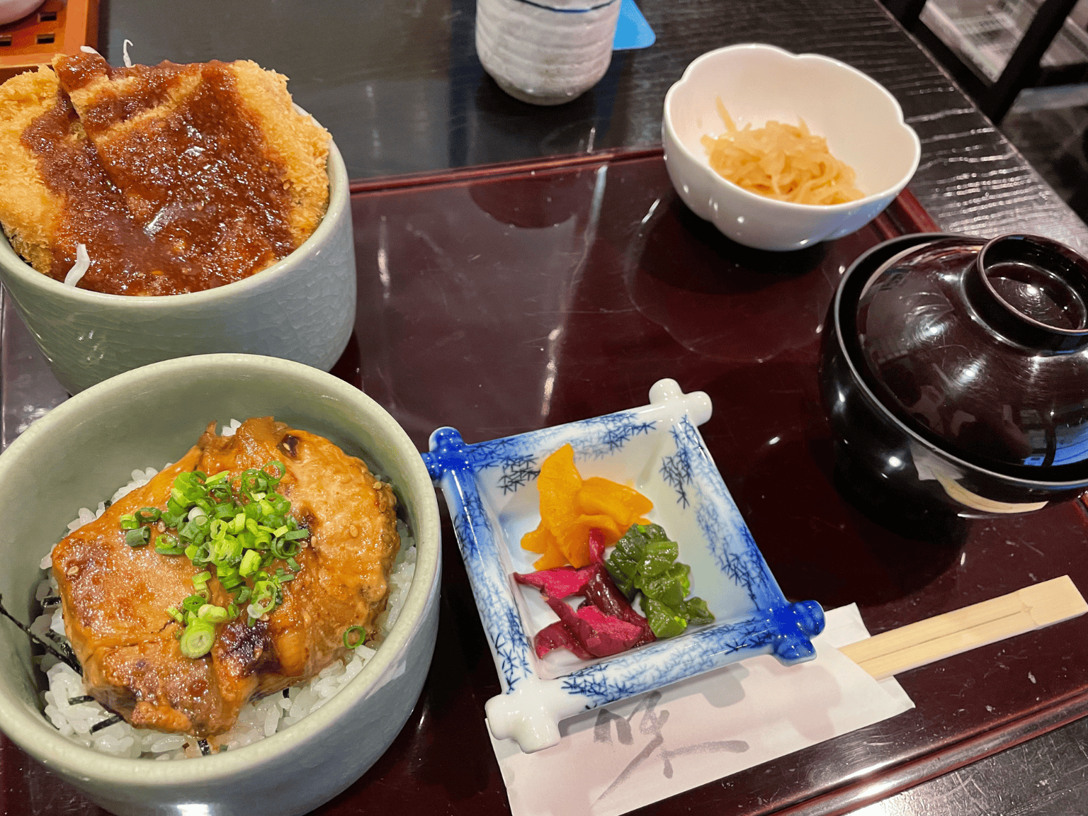 三浦市にある重美屋の2食定食