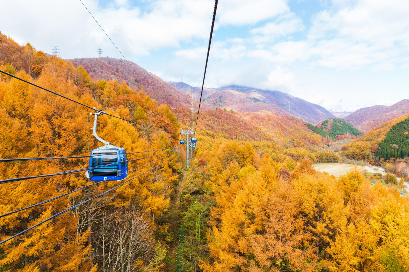 【甲信越の紅葉絶景12選】山梨・長野・新潟の紅葉見頃ガイド