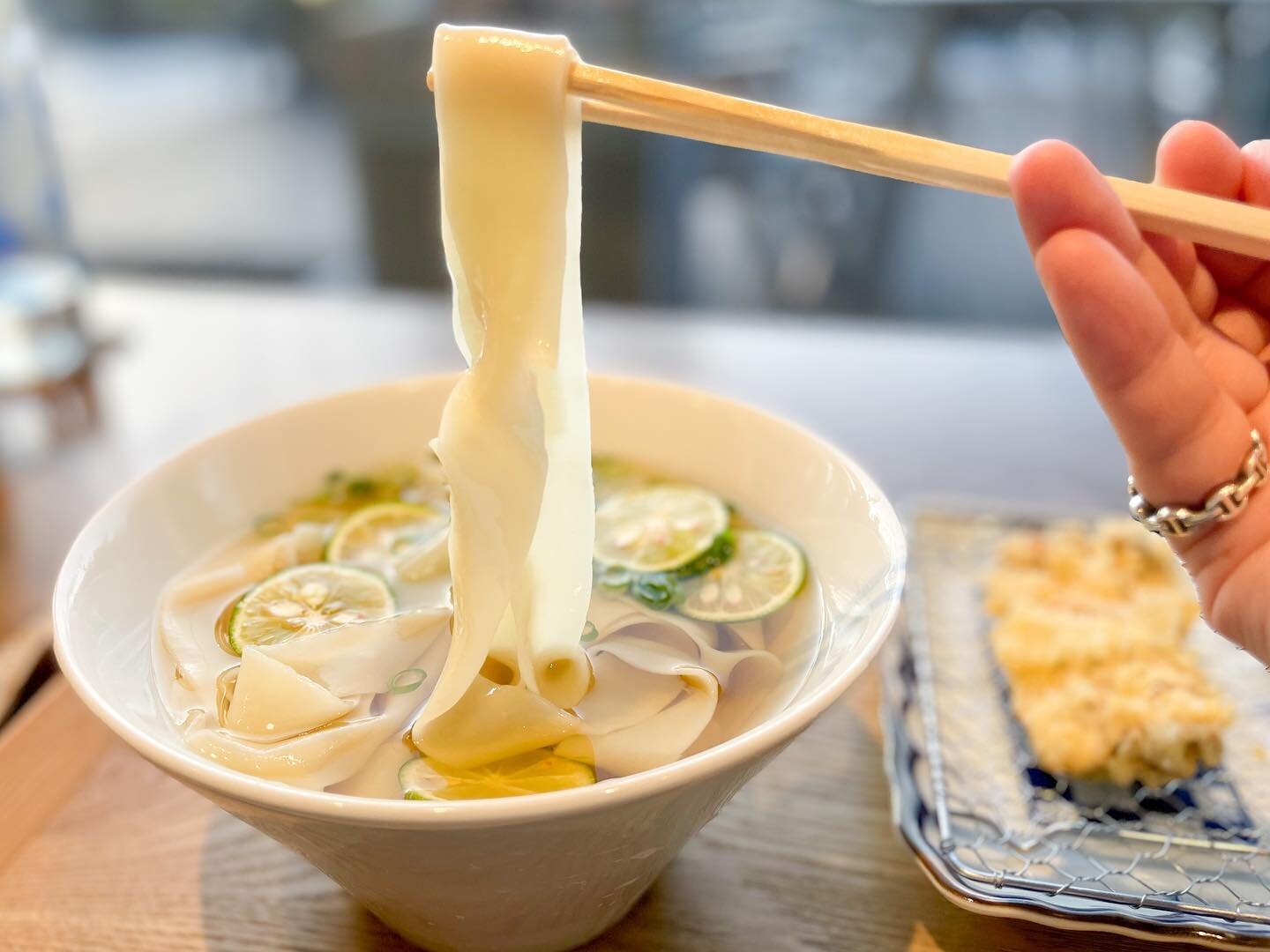 愛知県の星が丘製麺所のきしめん