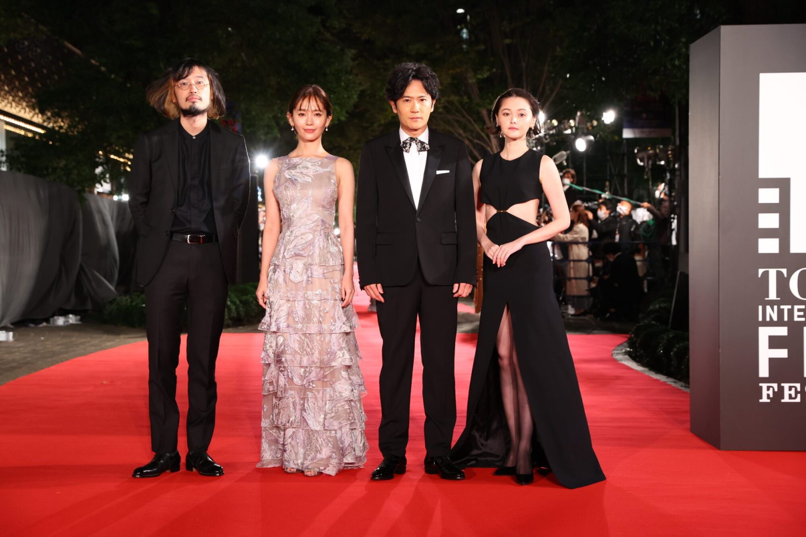 東京国際映画祭に出席した「窓辺にて」の監督・俳優陣