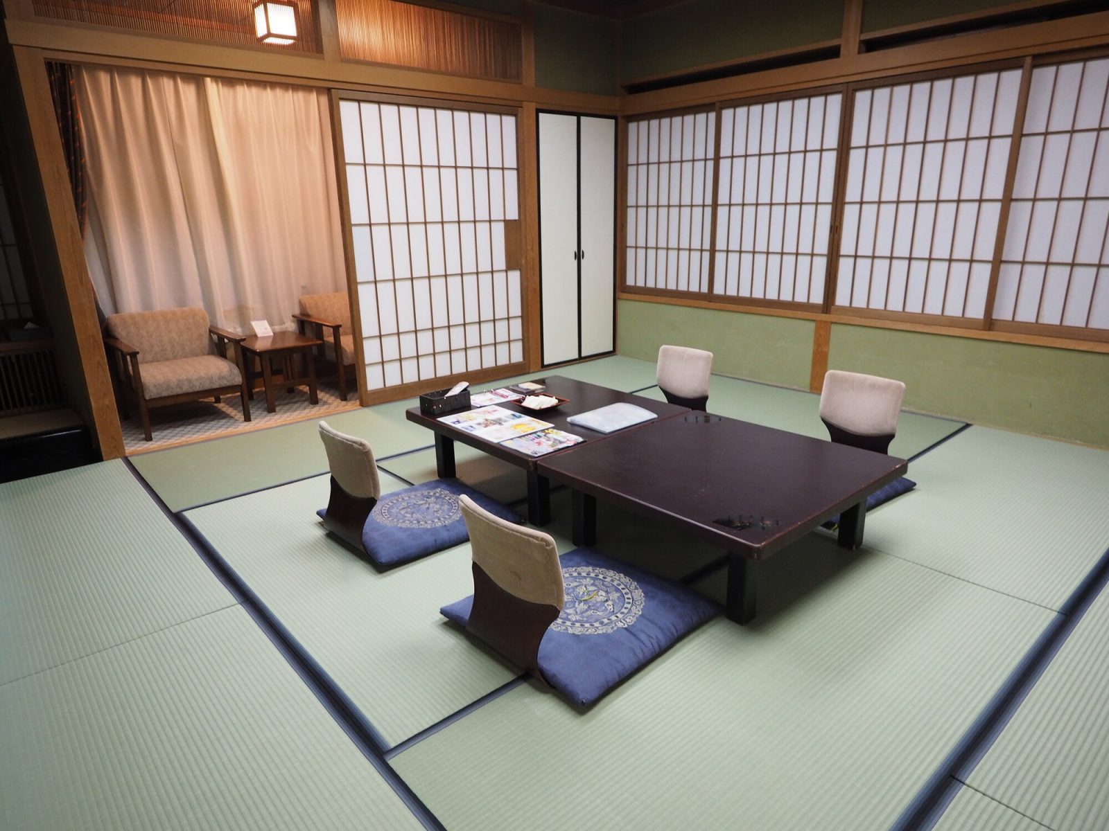 岐阜県にある岡田旅館の12畳のスーペリアルーム