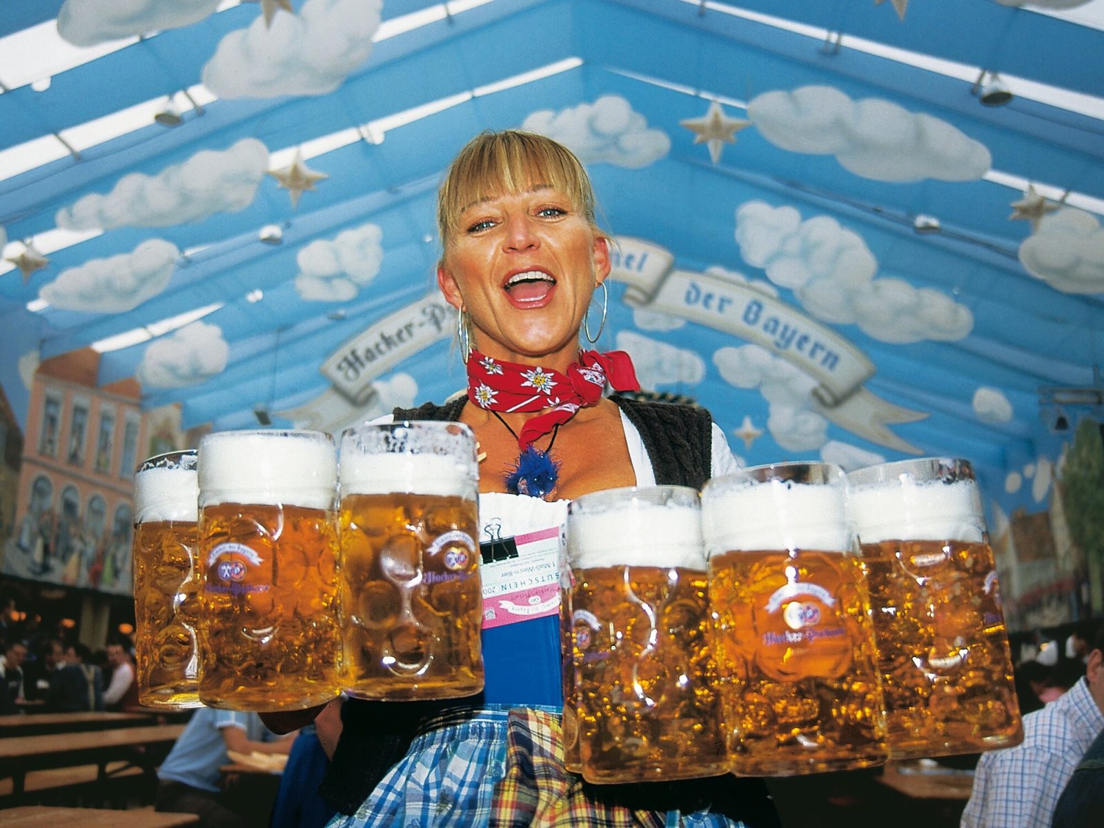 【ドイツ】世界最大級！ビールの祭典「オクトーバーフェスト」