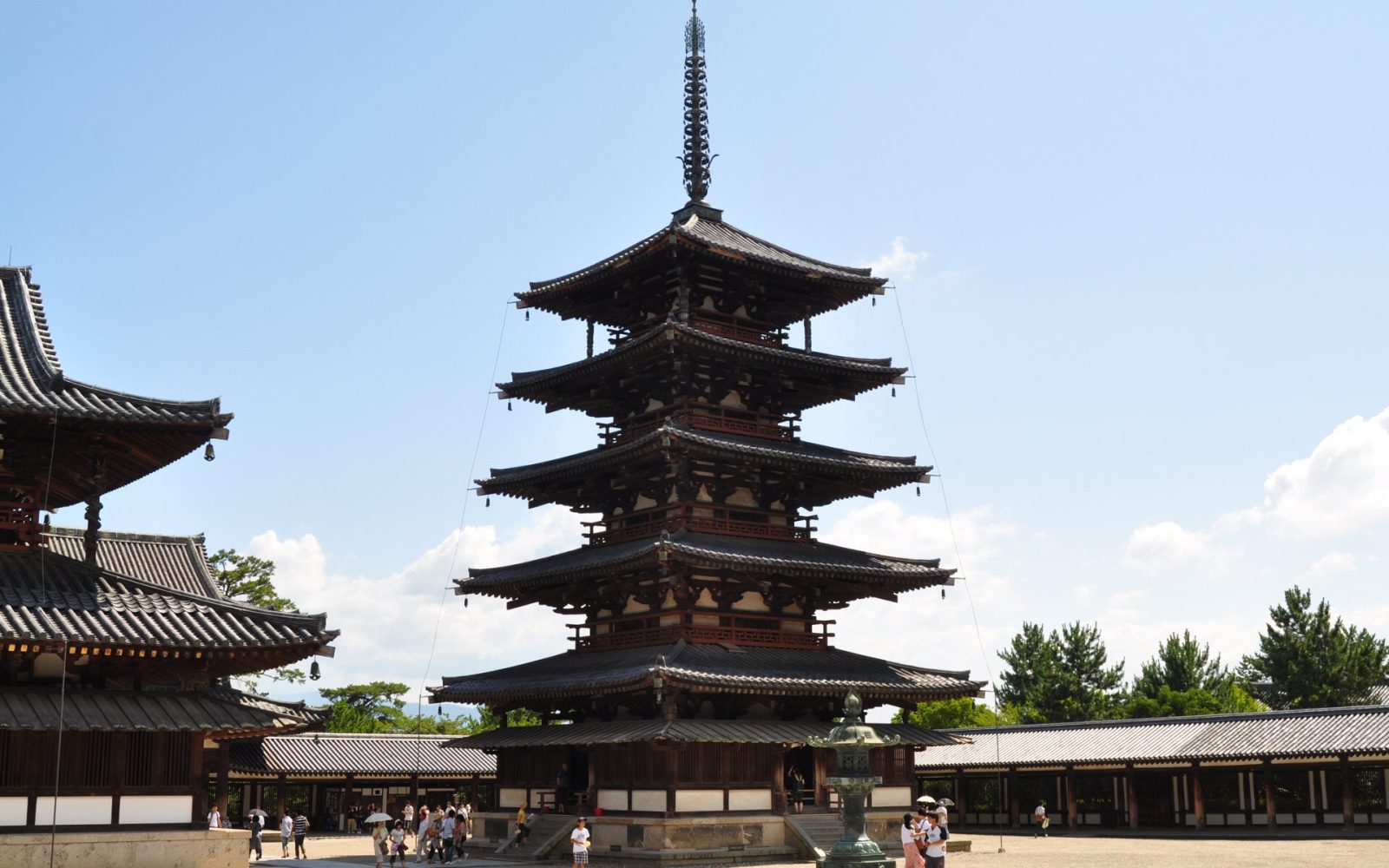 法隆寺の五重塔