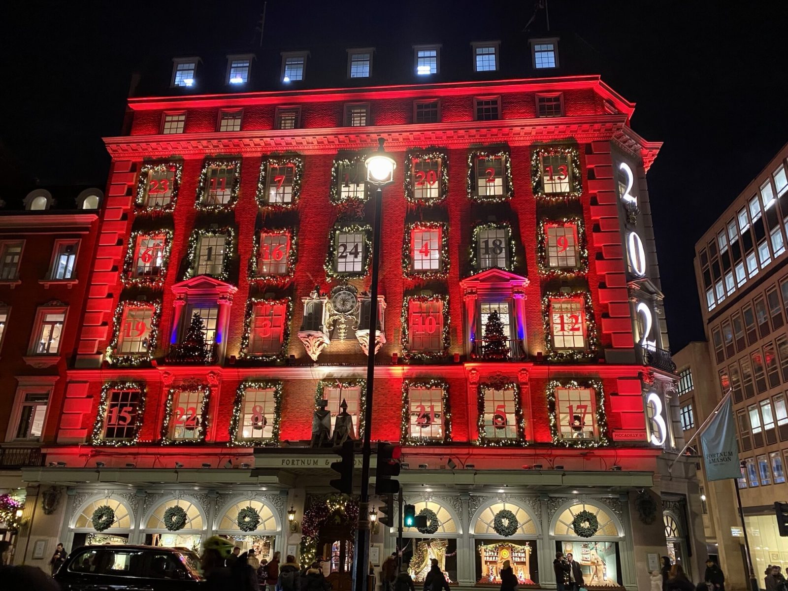 ロンドンのフォートナム・アンド・メイソン（Fortnum＆Mason）