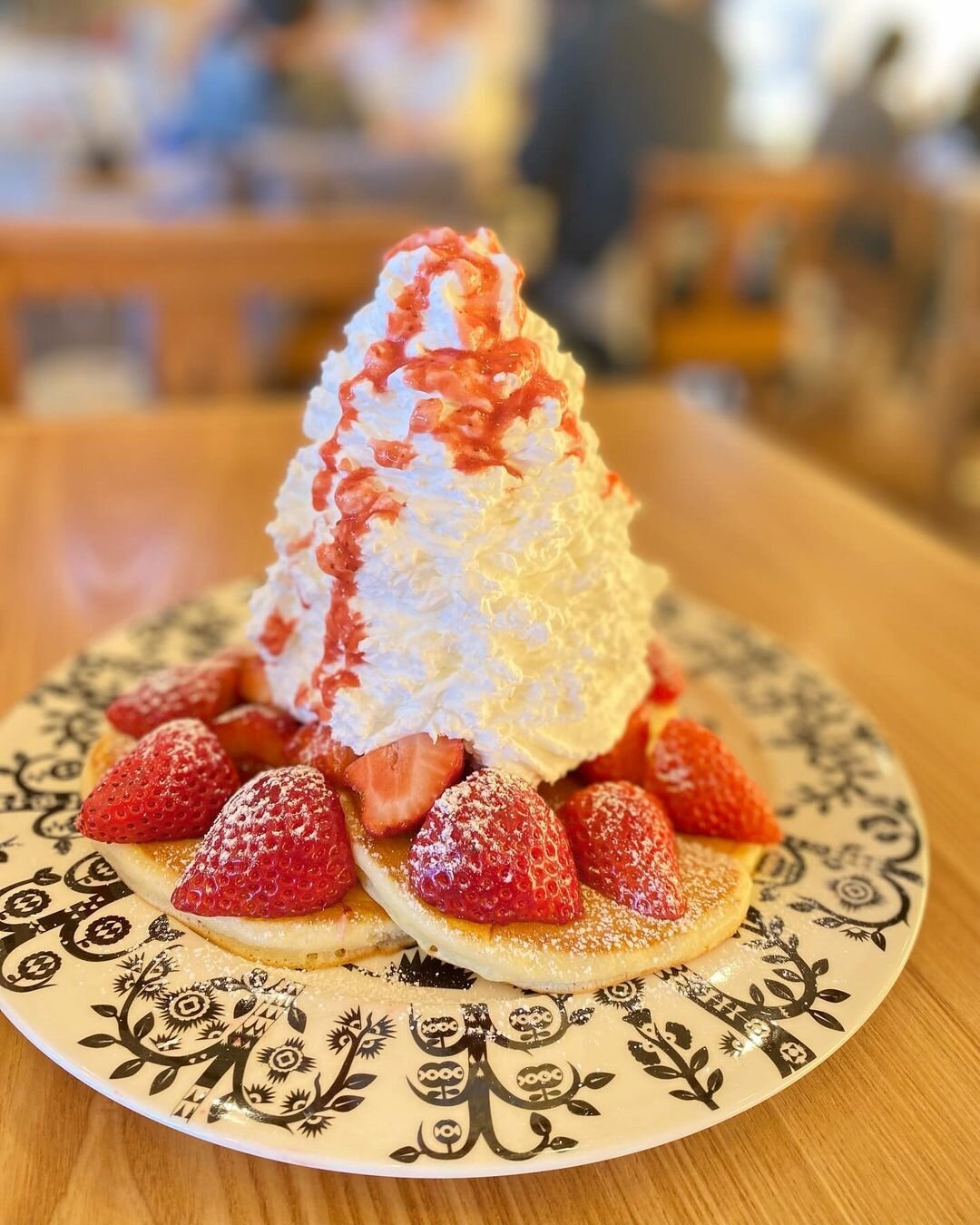 栃木のいちごを味わえるスイーツ店「アンジェ・フレーゼ」①