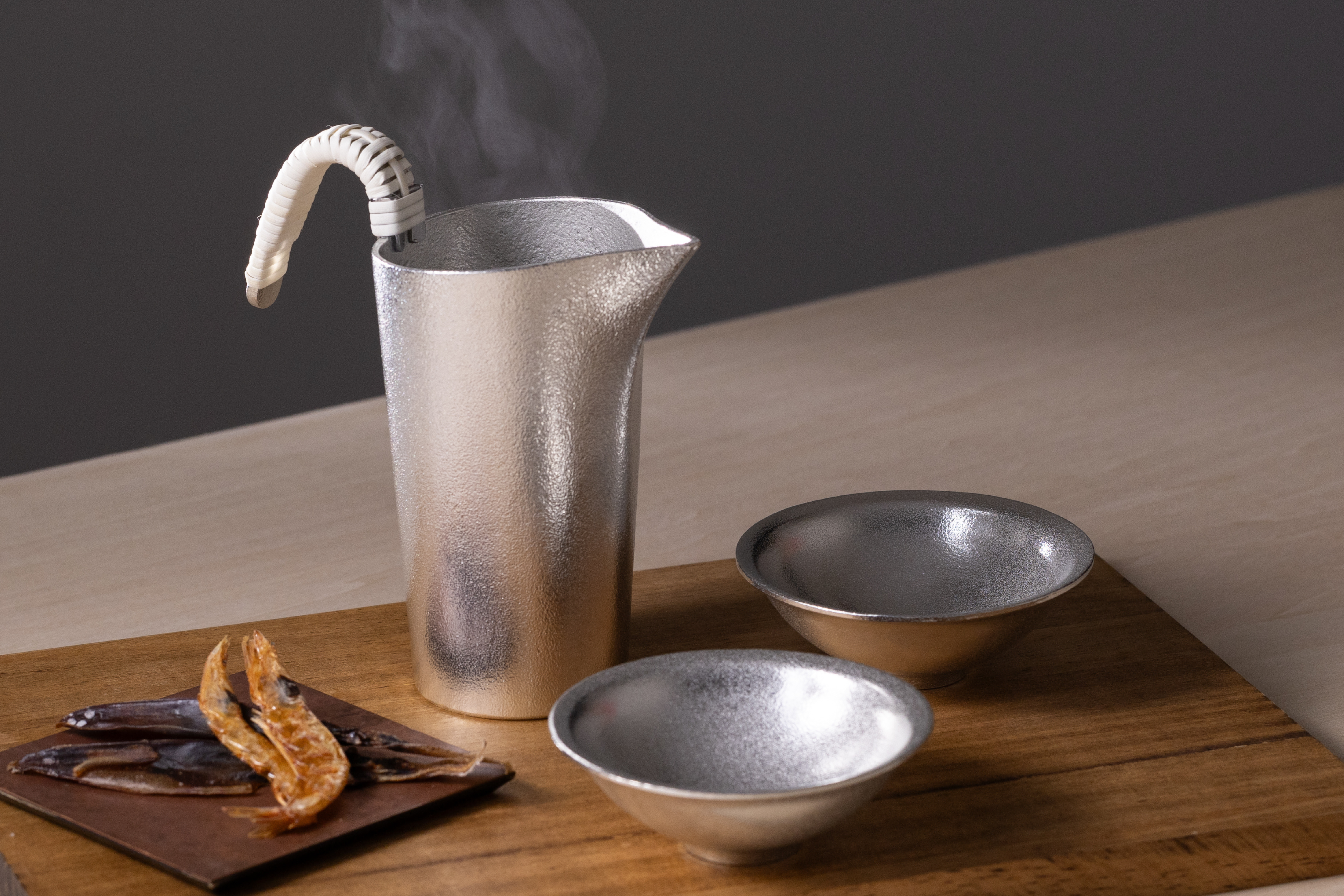 日々の暮らしを彩る富山県の伝統工芸品「高岡銅器」