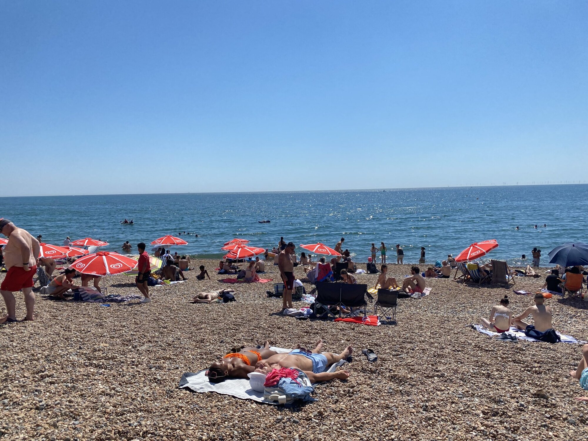 ロンドンから電車で1時間半！海辺の街ブライトンで感じるイギリスの夏