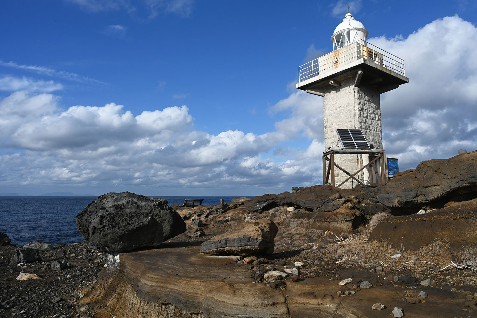 火山が生んだ絶景いっぱいの大自然野鳥の楽園「三宅島」を2日間で楽しむ旅