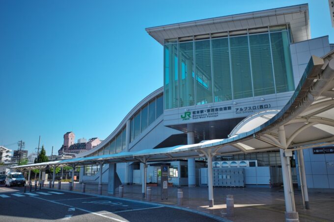 JR松本駅のアルプス口ロータリー