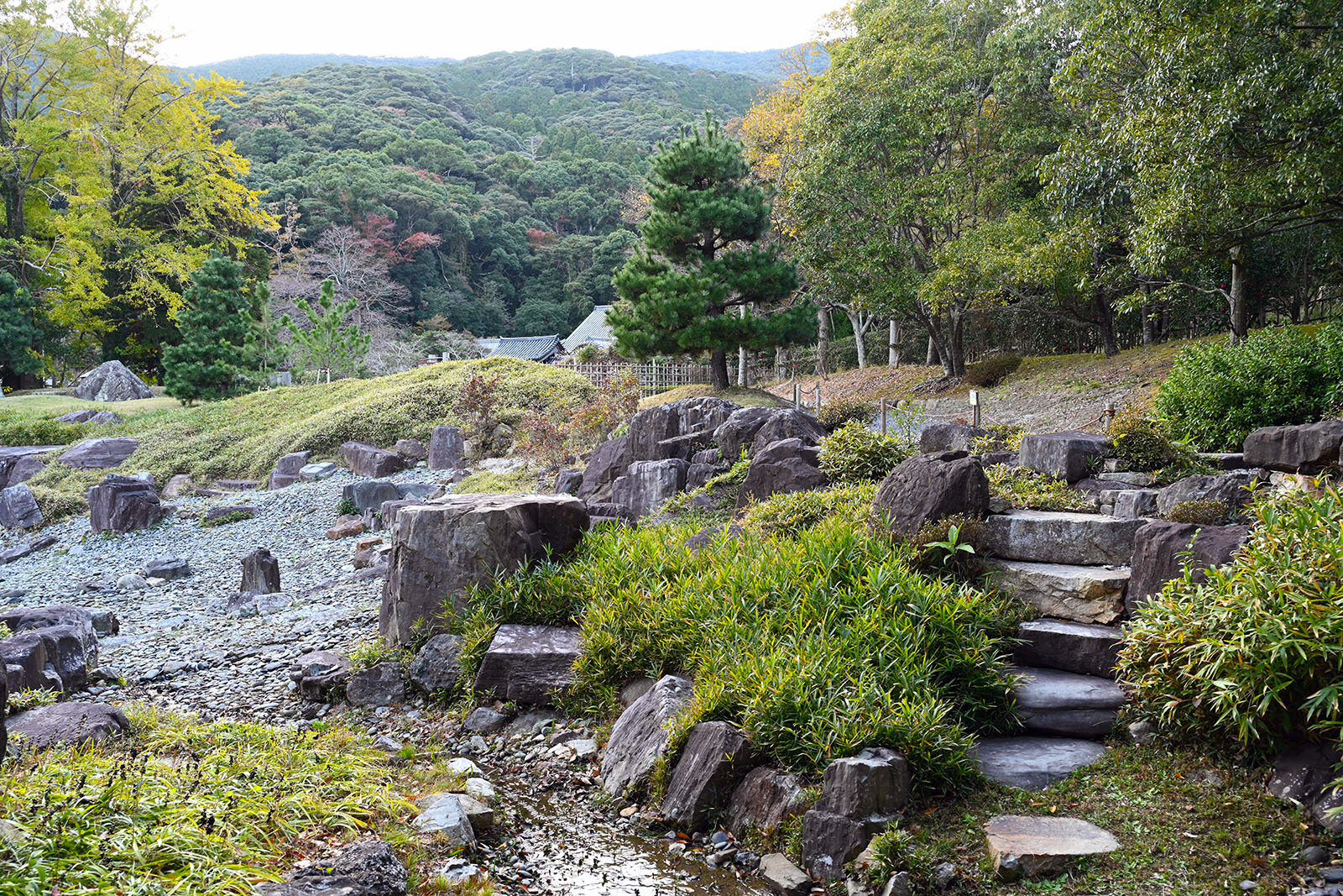 対馬の金石城の庭園