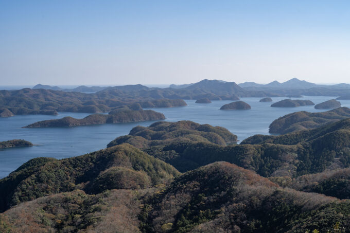 対馬・烏帽子岳展望所からの景観