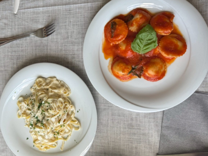 カプリ島のレストランで食べたパスタ