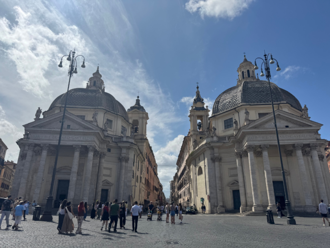 ローマのポポロ広場