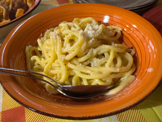 ローマの名物パスタ「カチョ・エ・ペペ」