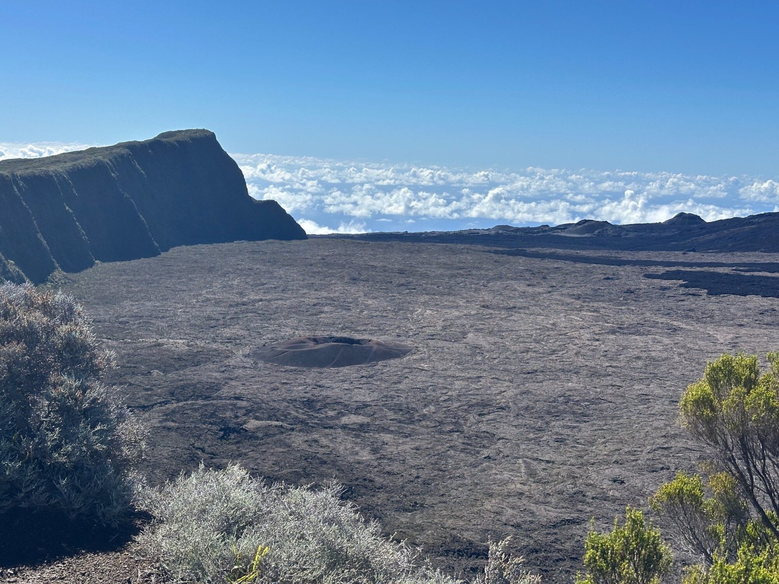 フランス領レユニオン島にあるPas de Bellecombe / 火山展望台からの眺め