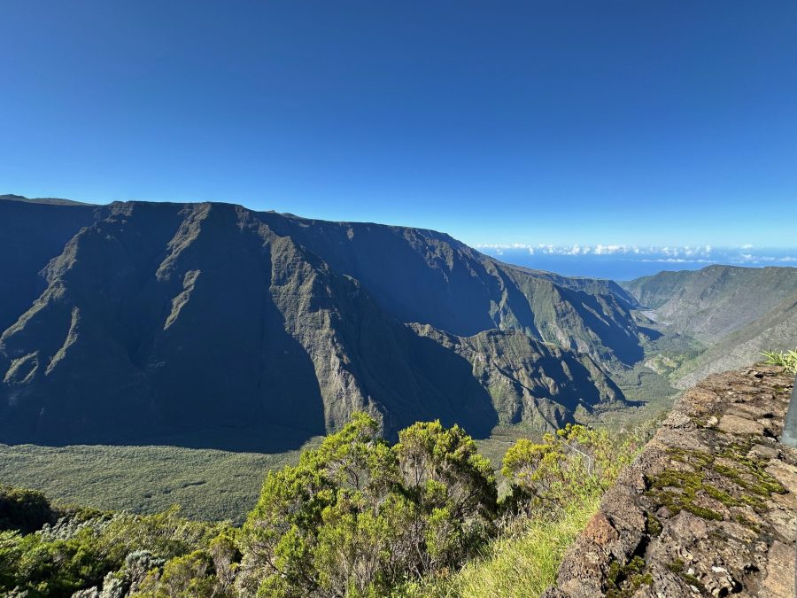 フランス領レユニオン島火山島に刻まれた物語と、最高峰のバニラを求めて