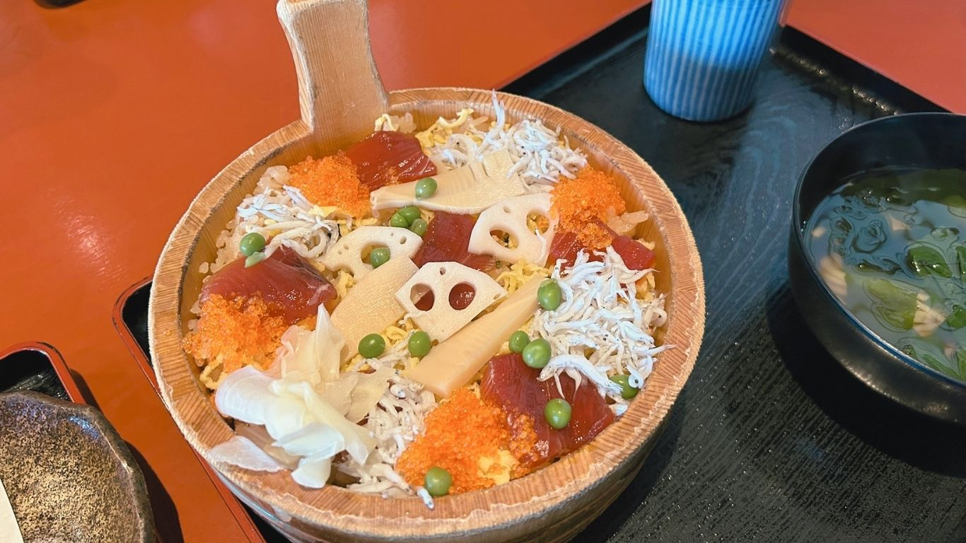 季節のてこね寿司